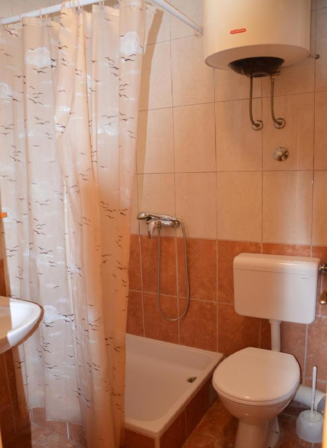 Apartments Andrea ドルヴェニク エクステリア 写真